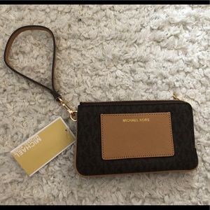Michael Kors Wristlet